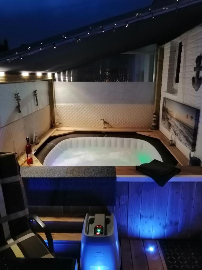 Fewo Nr2 Sahlenburg Eigener Whirlpool. Relax Fewo Apartment *